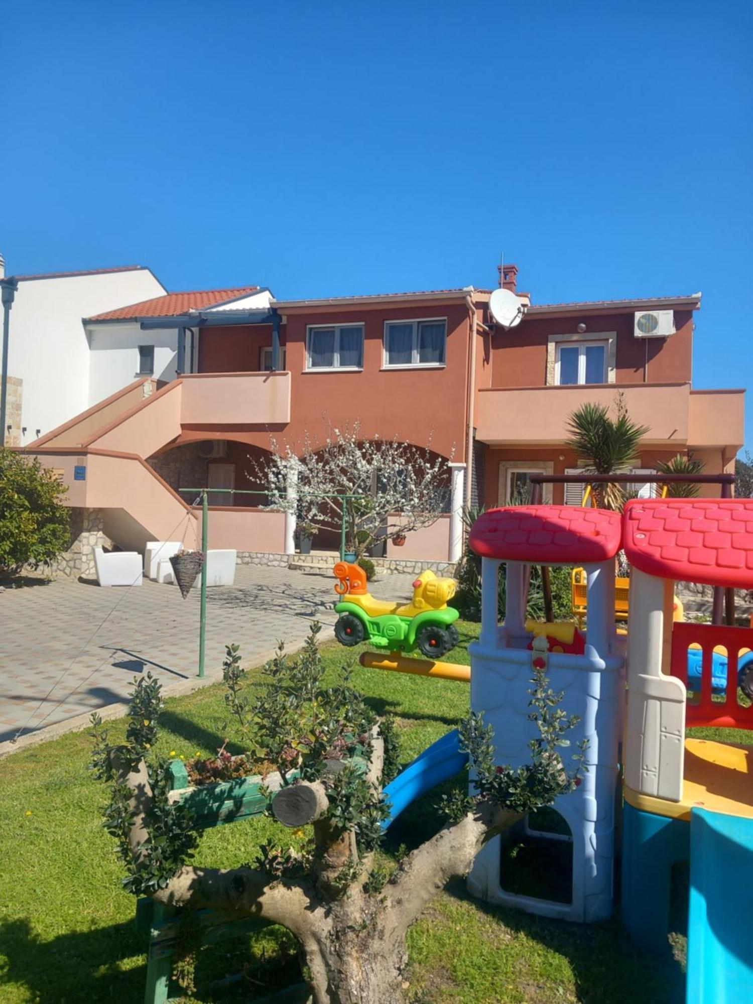 Apartmani Goga Weißenburg Exterior foto